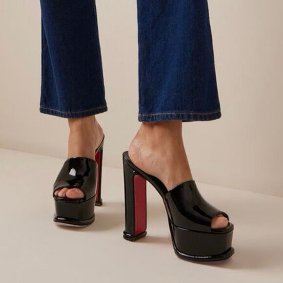 CHRISTIAN LOUBOUTIN Amali Black Patent Leather Mules Size 40 Platform Heels - Picture 2 of 14
